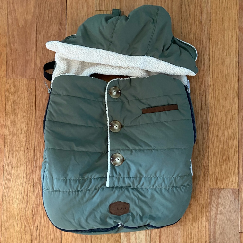 JJ Cole Urban Bundle Me Winter Baby Car Seat Cover and Bunting Bag